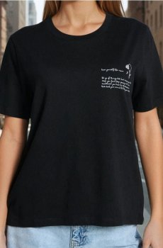 Бавовняна футболка з написом - чорний
