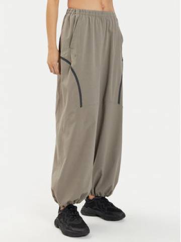 Under Armour Спортивні штани Ua Unstoppable Airvent Parachute Pant 1382740-200 Сірий Loose Fit Under Armour Спортивні штани Ua Unstoppable Airvent Parachute Pant 1382740-200 Сірий Loose Fit
