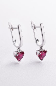 Серебряные серьги "Сердечки" (синт. рубины) 2620/1р-HRUB