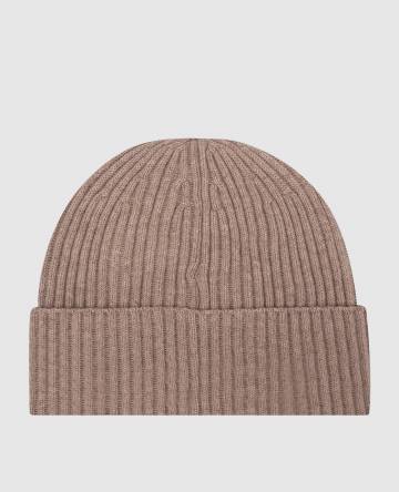 Бежевая шапка из кашемира в рубчик