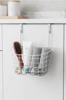 Дротовий кошик для підвішування на двері - білий