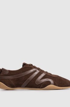 Коричневые замшевые кроссовки с логотиопм