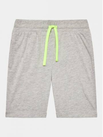 United Colors Of Benetton Шорти з тканини 3096G9016 Сірий Regular Fit United Colors Of Benetton Шорти з тканини 3096G9016 Сірий Regular Fit