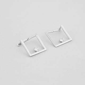 Серебряные серьги Minimal 29249р Серебряные серьги Minimal 29249р