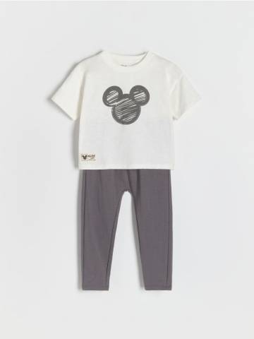 Reserved - BOYS` T-SHIRT & TROUSERS - кремовий - 825DO-01X Reserved - BOYS` T-SHIRT & TROUSERS - кремовий - 825DO-01X