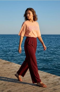 Бавовняна футболка з написом - помаранчевий