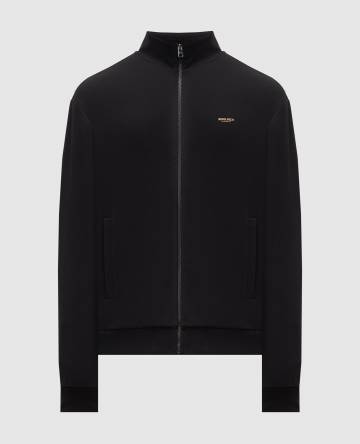 Черная спортивная куртка с логотипом