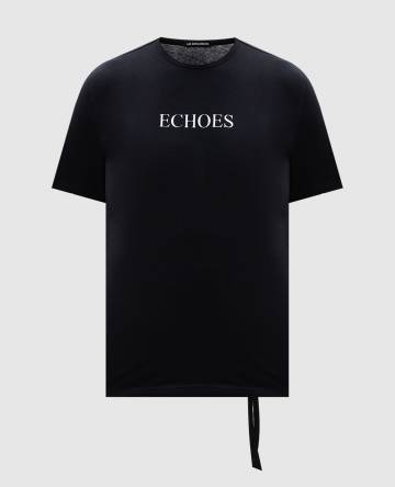 Черная футболка с принтом Echoes Черная футболка с принтом Echoes