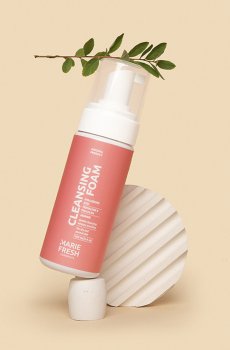 Пінка для очищення для сухої та нормальної шкіри