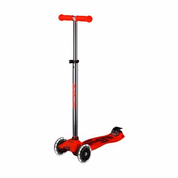 Детский самокат Micro Maxi Deluxe Glow LED трехколесный, красная аура, от 5 лет (MMD368) Детский самокат Micro Maxi Deluxe Glow LED трехколесный, красная аура, от 5 лет (MMD368)