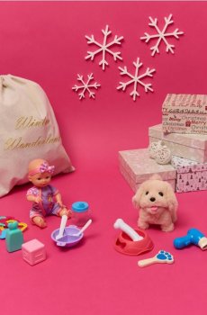 Лялька з аксесуарами - різнобарвний