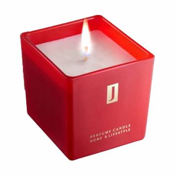 Парфюмированная соевая свеча Jfenzi Lili Affection Candle, 200 г Парфюмированная соевая свеча Jfenzi Lili Affection Candle, 200 г
