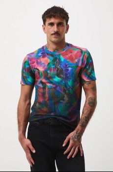 Футболка Medicine