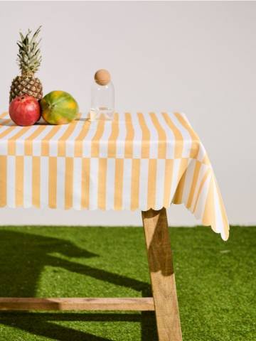 Скатертина - різнобарвний