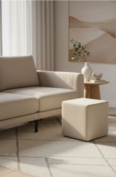 Квадратна пуф з оксамитовим покриттям - кремовий