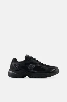Черные кроссовки 725 Черный 5.5 New Balance ML725CB
