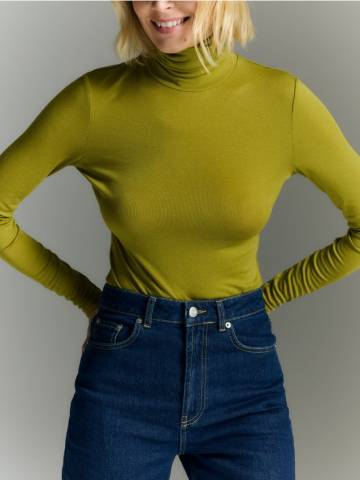 Reserved - LADIES` BLOUSE BODY - світло-оливковий - 983EG-81X Reserved - LADIES` BLOUSE BODY - світло-оливковий - 983EG-81X