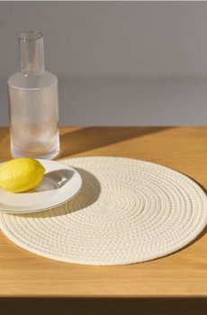 Плетена підставка на стіл - білий