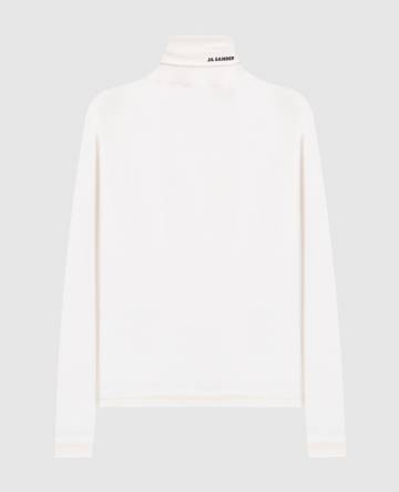 Белый гольф с шерстью