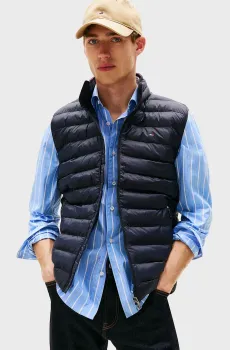 Мужской темно-синий жилет CORE PACKABLE RECYCLED VEST Синий M Tommy Hilfiger MW0MW39989