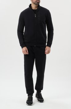 Костюм спортивный