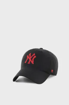 Черная кепка YANKEES EIGHT BIT HERO Черный ONESIZE 47 Brand EBITC17C0S-BK