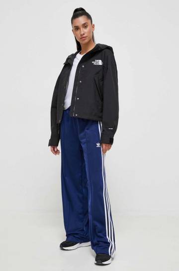 Спортивные штаны adidas Originals с аппликацией Спортивные штаны adidas Originals с аппликацией
