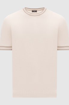 Бежевая футболка с окантовкой