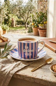 Керамічна чашка та блюдце в смужку - різнобарвний
