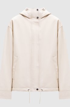 Кожаная куртка цвета айвори
