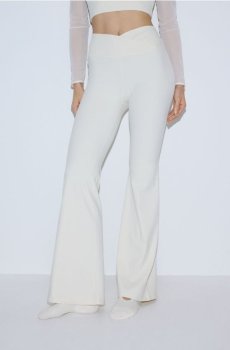 Reserved - Штани кльош - кремовий - 561JS-01X