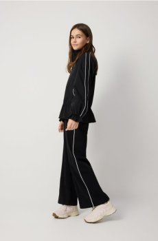 Reserved - Спортивні штани з лампасами - чорний - 125JT-99X