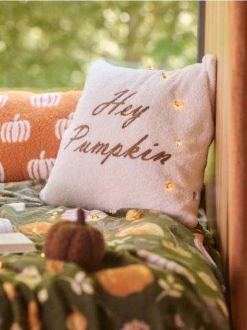 Наволочка - кремовий