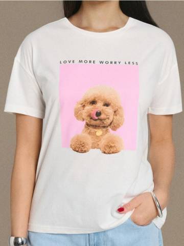 Бавовняна футболка з принтом - кремовий Бавовняна футболка з принтом - кремовий