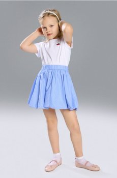 Бавовняний комплект із футболкою та смугастою спідницею з вишитими вишнями - різнобарвний