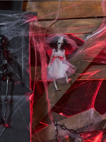 Хелловінська декорація - білий