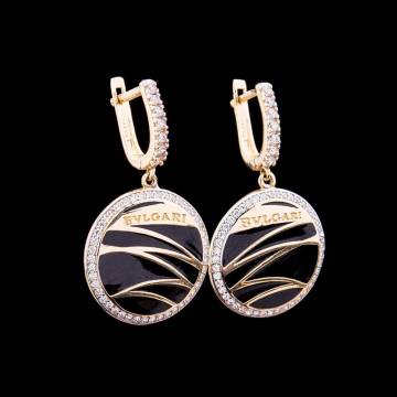 Эксклюзивные золотые серьги с эмалью и фианитами с02696 Эксклюзивные золотые серьги с эмалью и фианитами с02696
