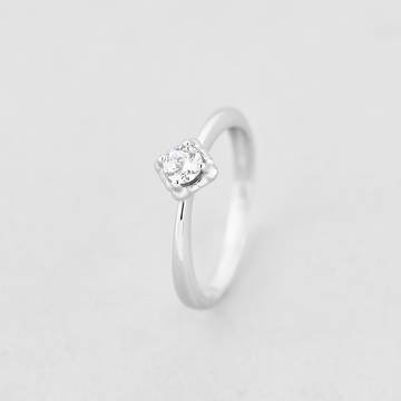 Серебряное кольцо Minimal 1978р-17.5 17.5 Серебряное кольцо Minimal 1978р-17.5 17.5
