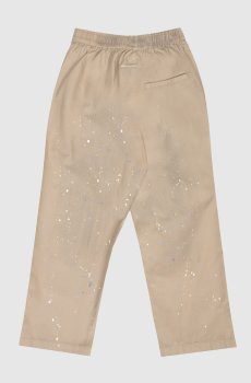 Детские коричневые брюки в принте в виде пятен краски