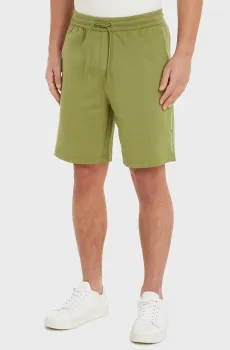 Мужские зеленые шорты LOGO REPEAT Зеленый S Calvin Klein Jeans J30J325129