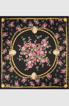 Черный платок из шелка в принт