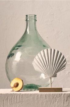 Настільна декоративна фігурка у формі мушлі - бежевий