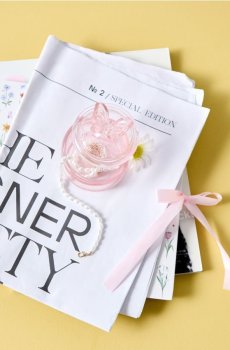 Скляна коробка для зберігання з метеликовим мотивом - рожевий