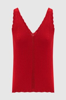 Красный топ с ажурным узором