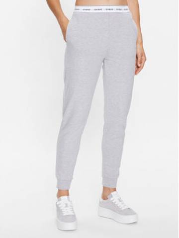 Guess Спортивні штани O3YB00 KBS91 Сірий Regular Fit Guess Спортивні штани O3YB00 KBS91 Сірий Regular Fit