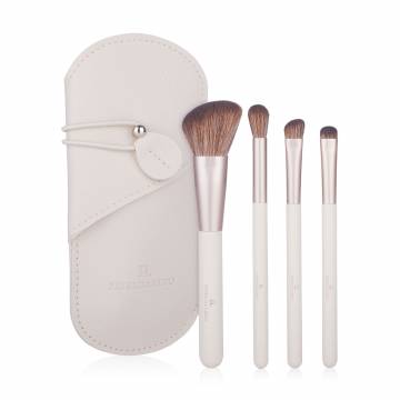 Набор кисточек для макияжа Patricia Ledo Makeup Tools (кисточка, 4 шт + чехол) Набор кисточек для макияжа Patricia Ledo Makeup Tools (кисточка, 4 шт + чехол)