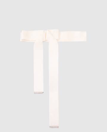 Белый велюровый пояс с кристаллами