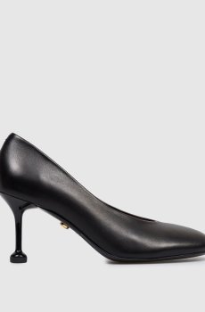 Черные кожаные туфли