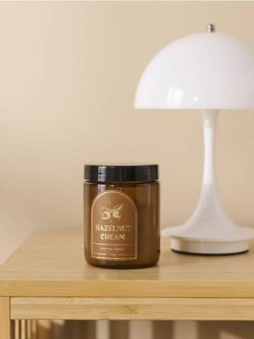 Ароматична свічка Hazelunt Cream - золотисто-коричневий Ароматична свічка Hazelunt Cream - золотисто-коричневий