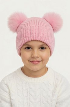 Шапка з помпонами - пастельний рожевий